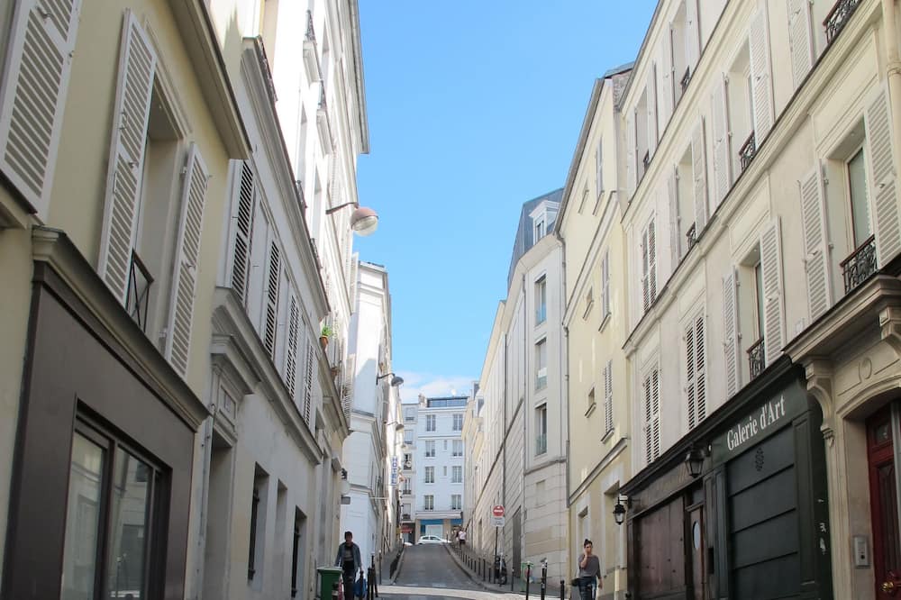 Photo of Outdoor in Pigalle