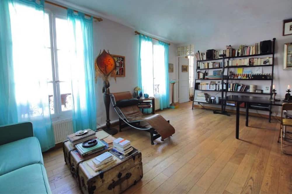 Photo of Livingroom in Pigalle
