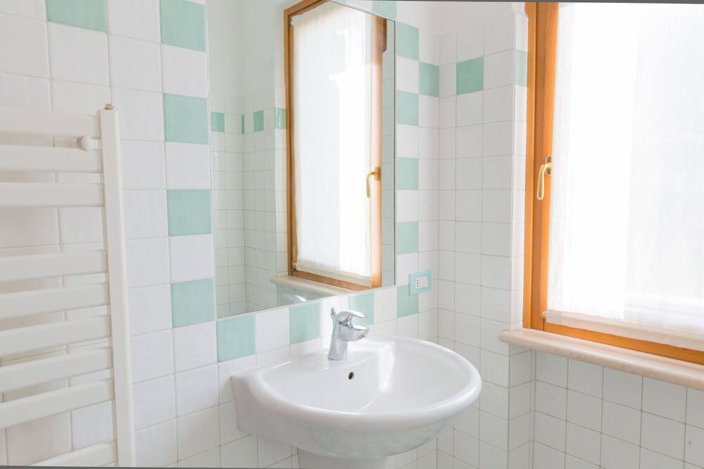 Photo of Bathroom in Negrar
