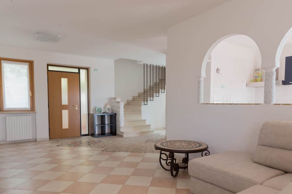 Photo of Livingroom in Negrar