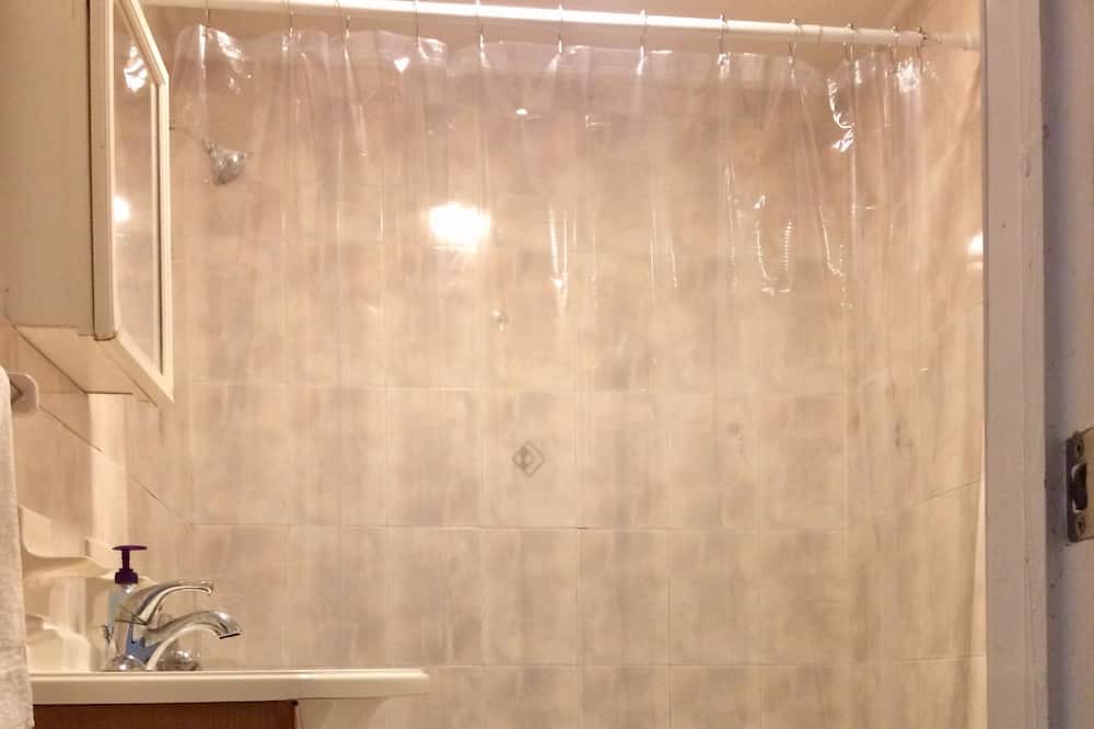 Photo of Bathroom in Queens