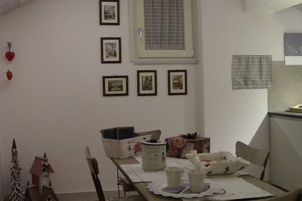 Photo of Kitchen in Est