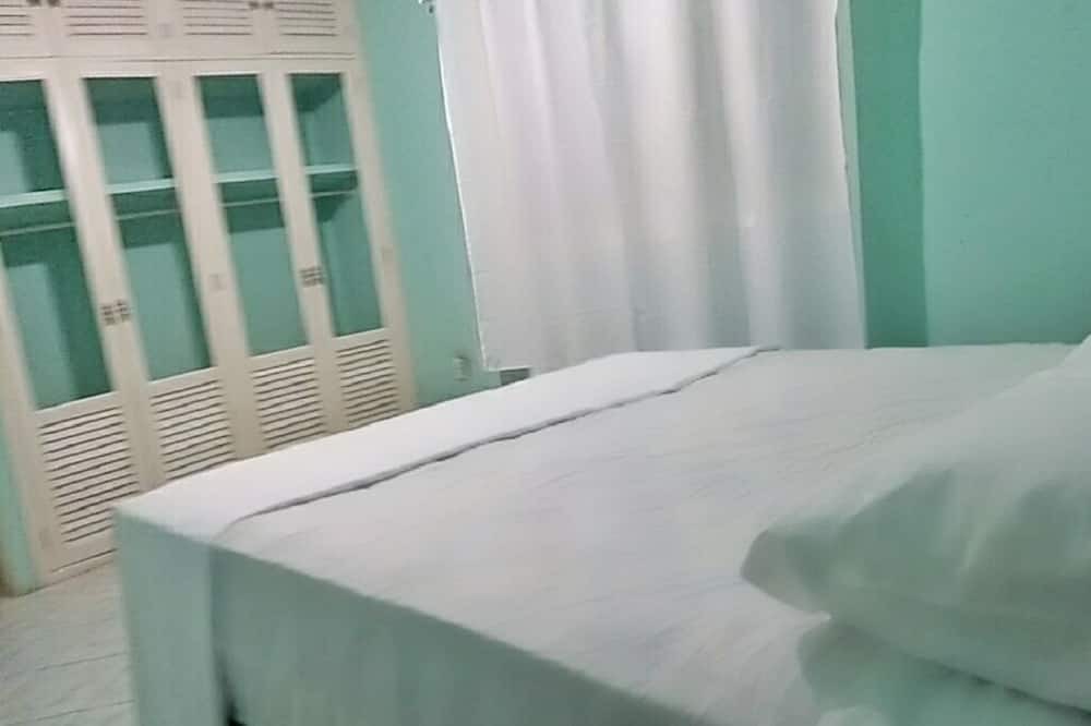 Photo of Bedroom in Tamoios