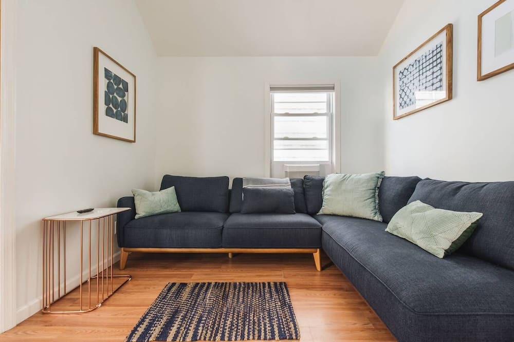 Photo of Bedroom in Queens