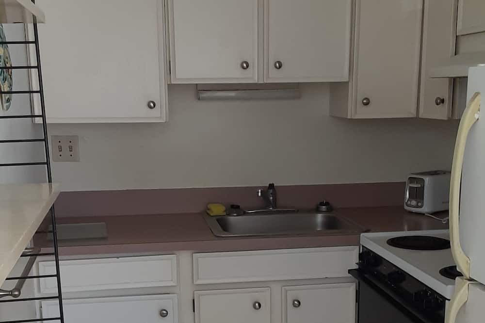 Photo of Kitchen in Williams Town