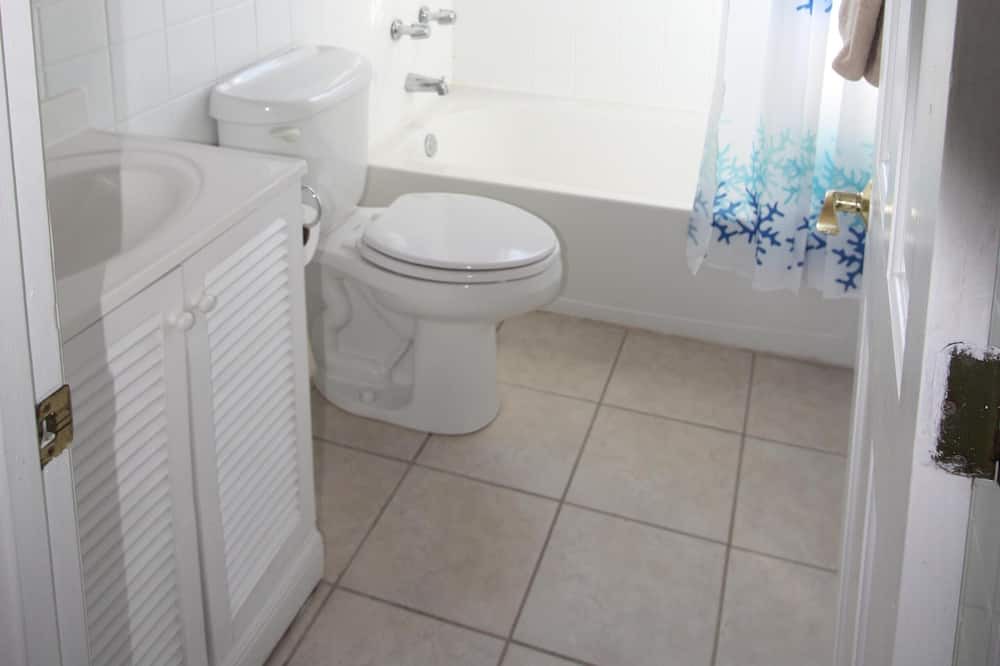 Photo of Bathroom in Rainbow Bay