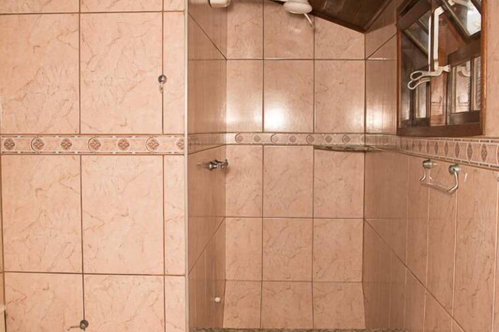 Photo of Bathroom in Trindade