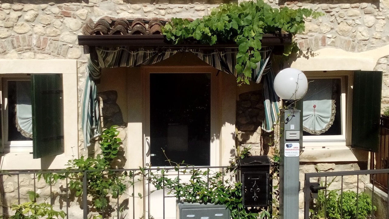Photo of Buildings in Valgatara