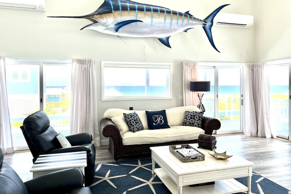 Photo of Livingroom in Hope Town