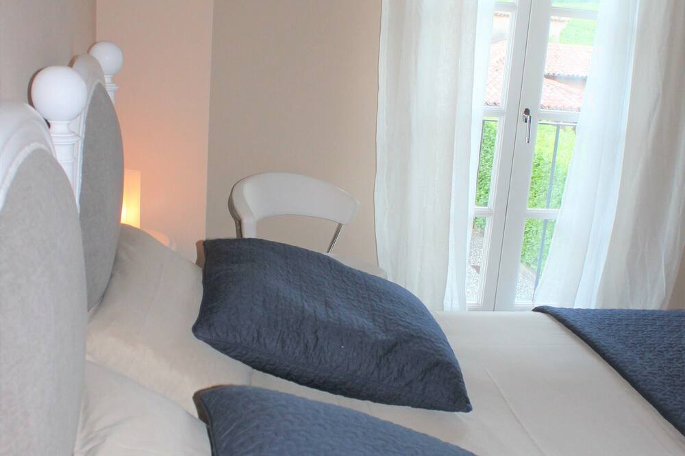 Photo of Bedroom in Torbiato di Adro