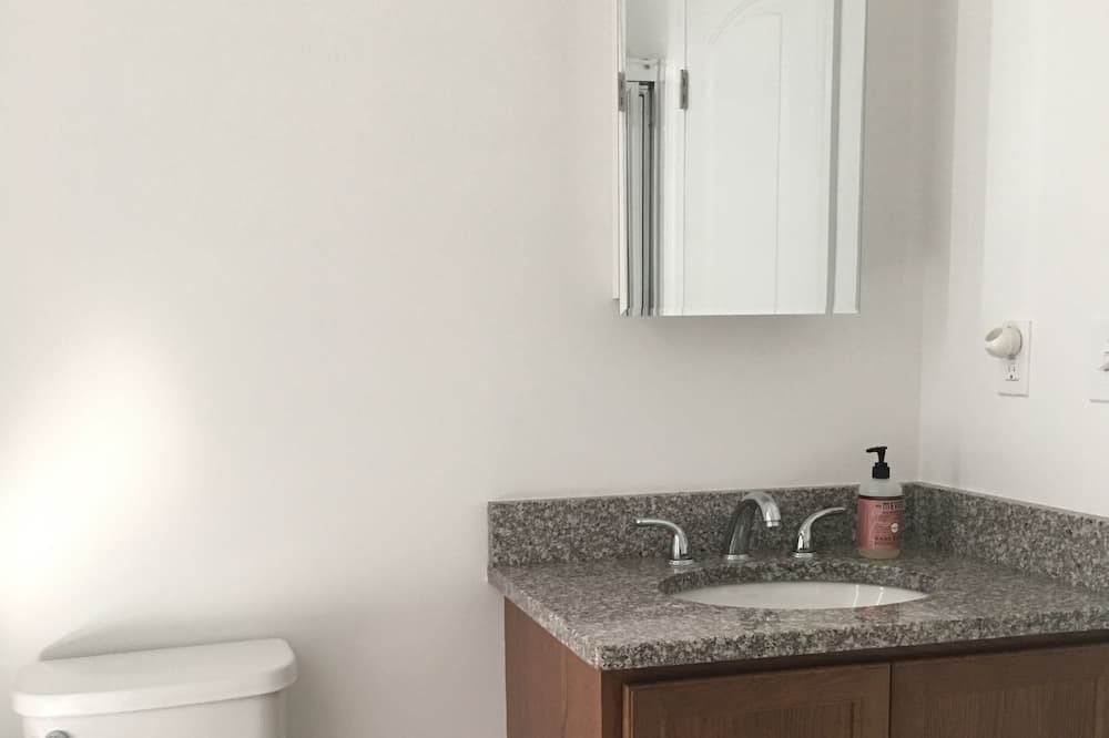 Photo of Bathroom in Queens