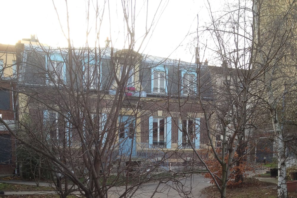 Photo of Outdoor in Petit-Ivry