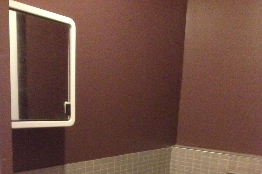 Photo of Bathroom in Petit-Ivry