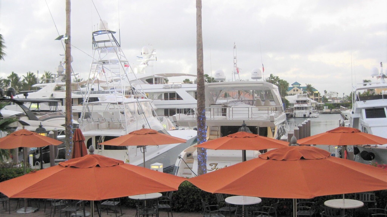 Photo of Others in Paradise Island