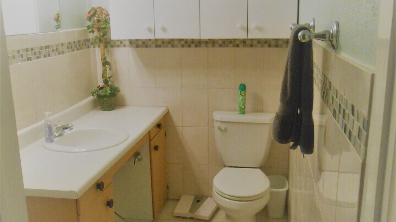 Photo of Bathroom in Paradise Island