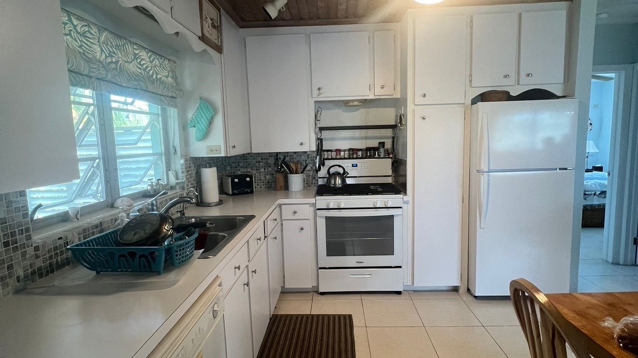 Photo of Kitchen in Spanish Wells
