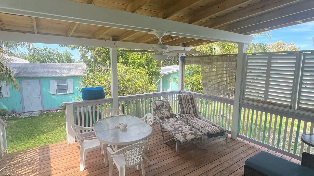 Photo of Patio Balcony in Spanish Wells