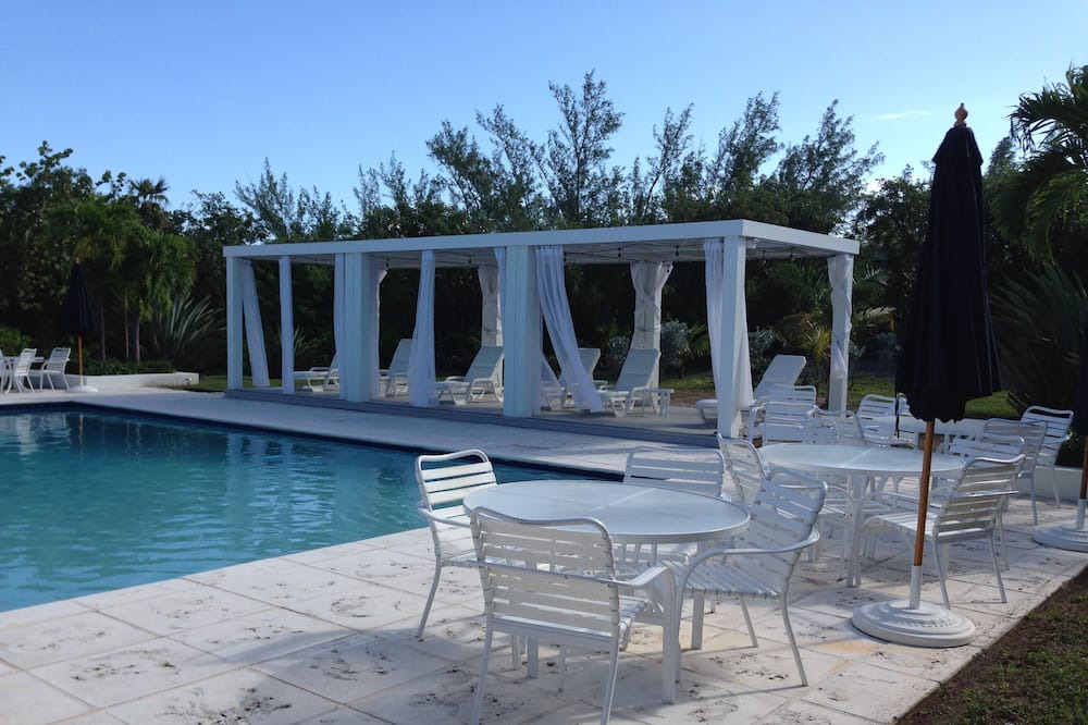 Photo of Outdoor in Savannah Sound