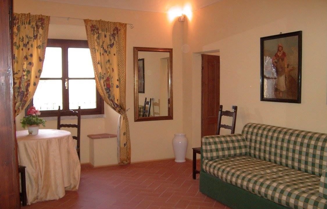Photo of Others in Virgilio