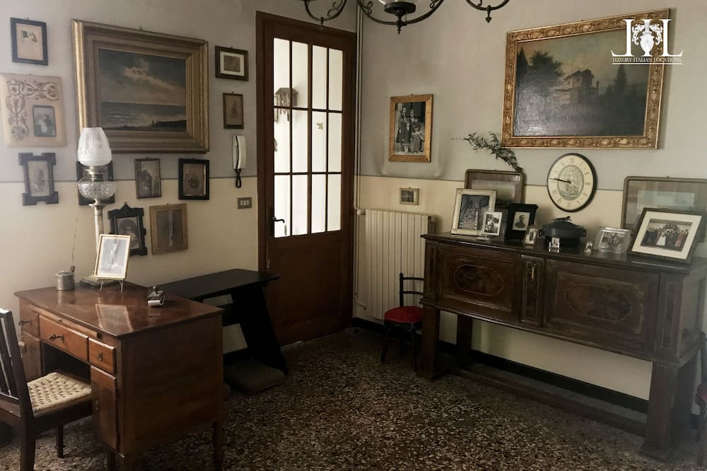Photo of Bedroom in Mogliano Veneto