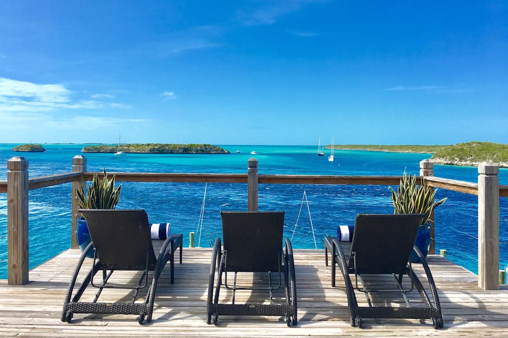 Photo of Patio Balcony in Staniel Cay