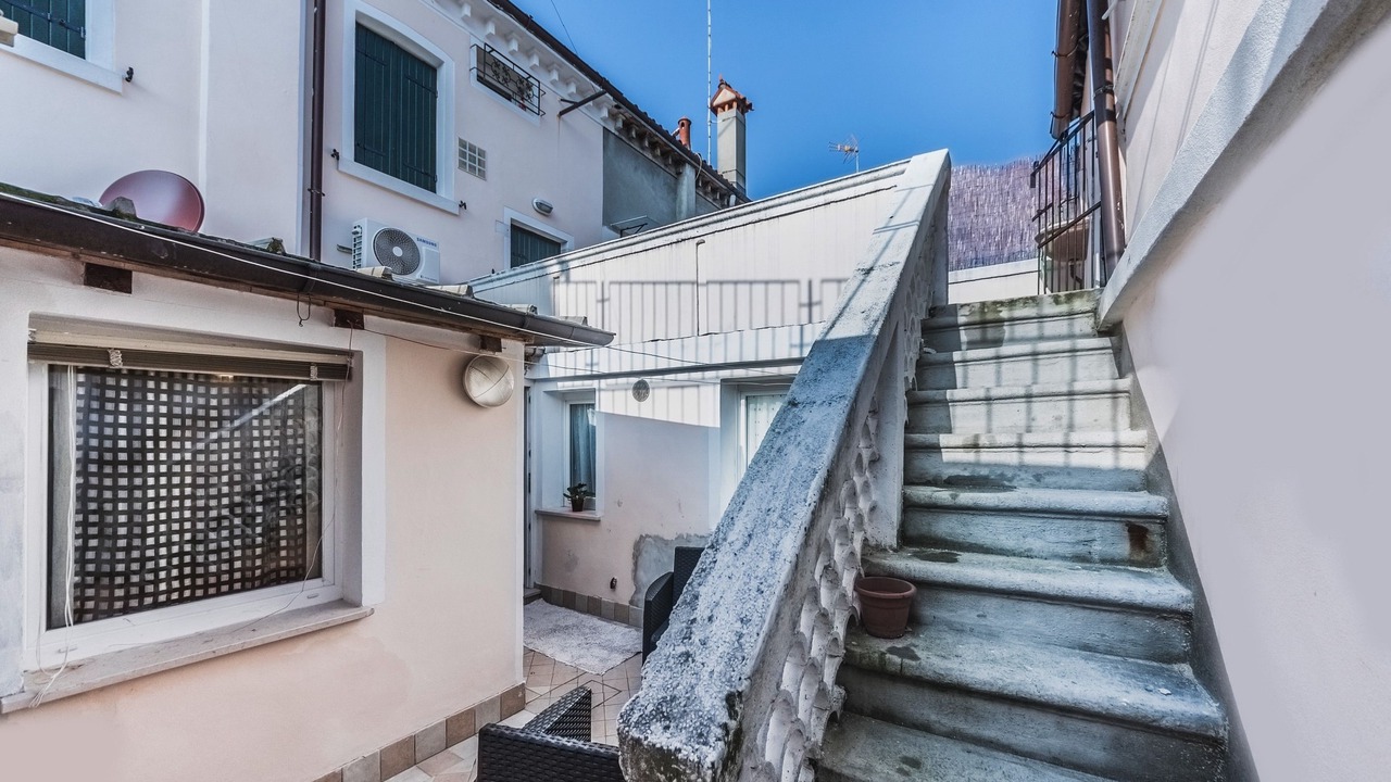 Photo of Patio Balcony in Longa