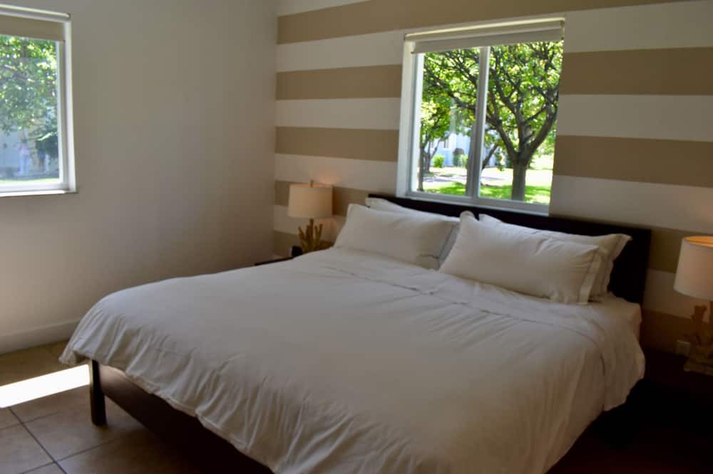 Photo of Bedroom in Alice Town