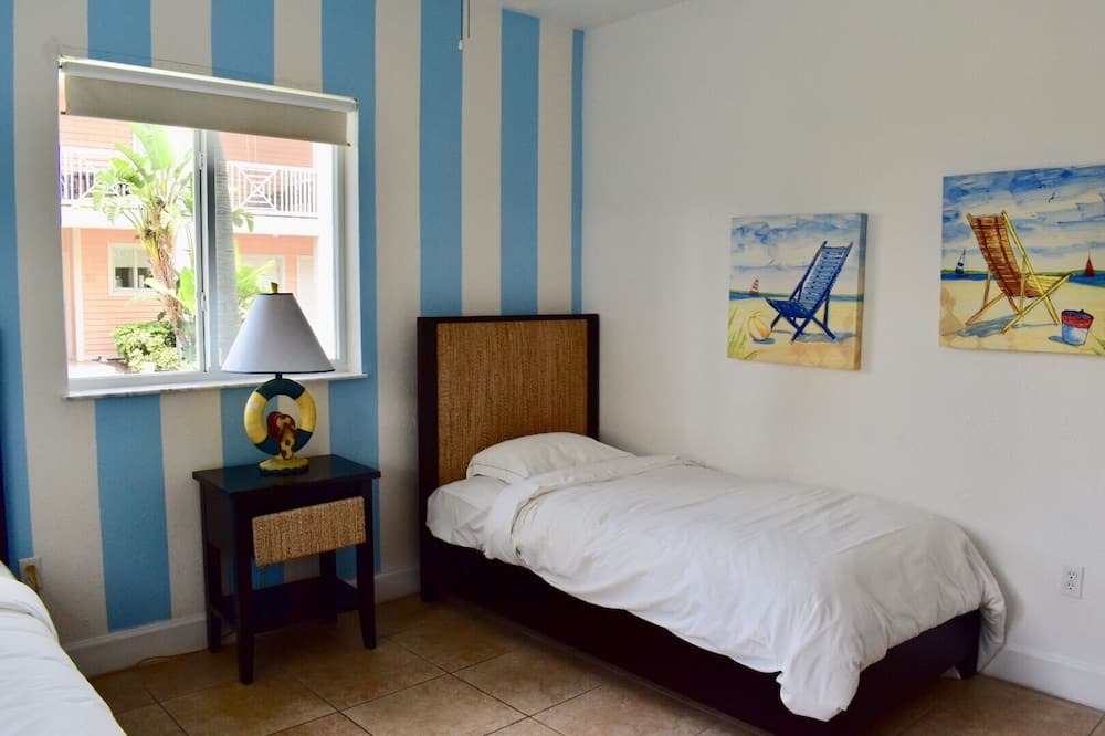 Photo of Bedroom in Alice Town