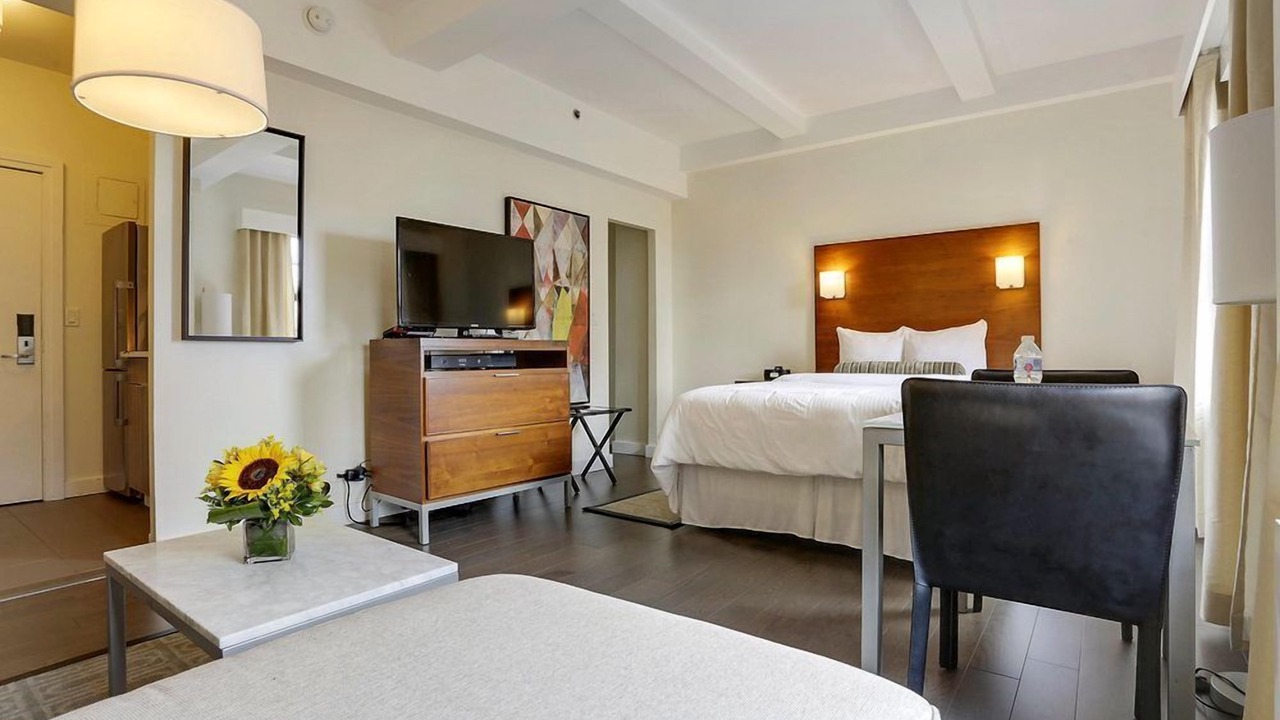 Photo of Bedroom in Turtle Bay