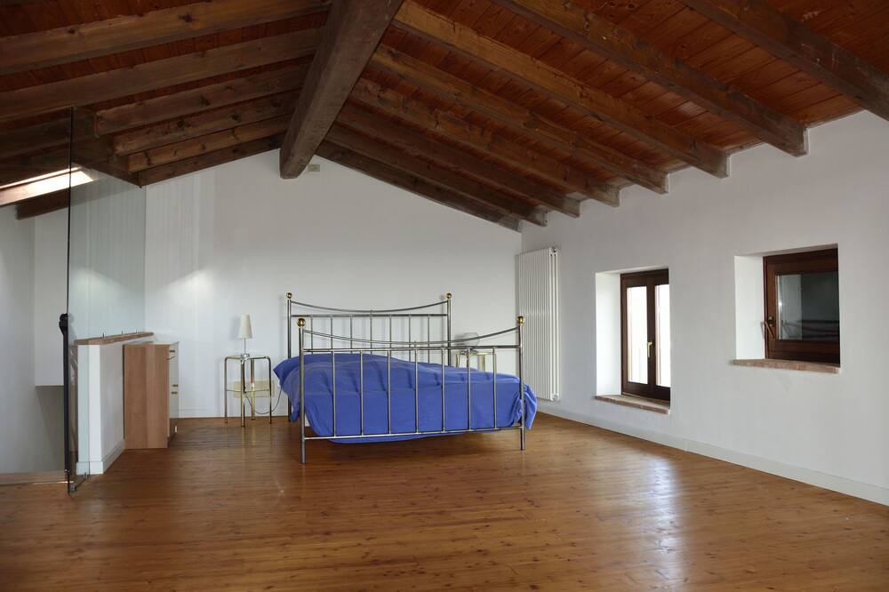 Photo of Bedroom in Caprino Veronese