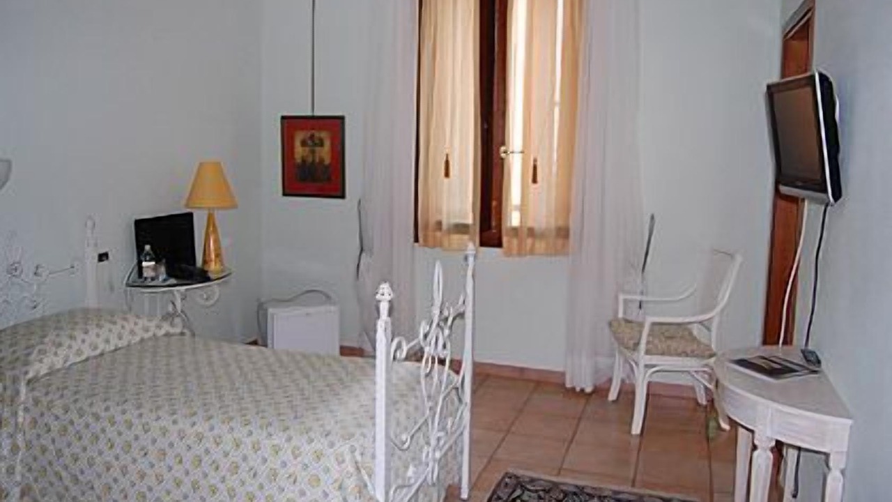 Photo of Bedroom in Crespano del Grappa