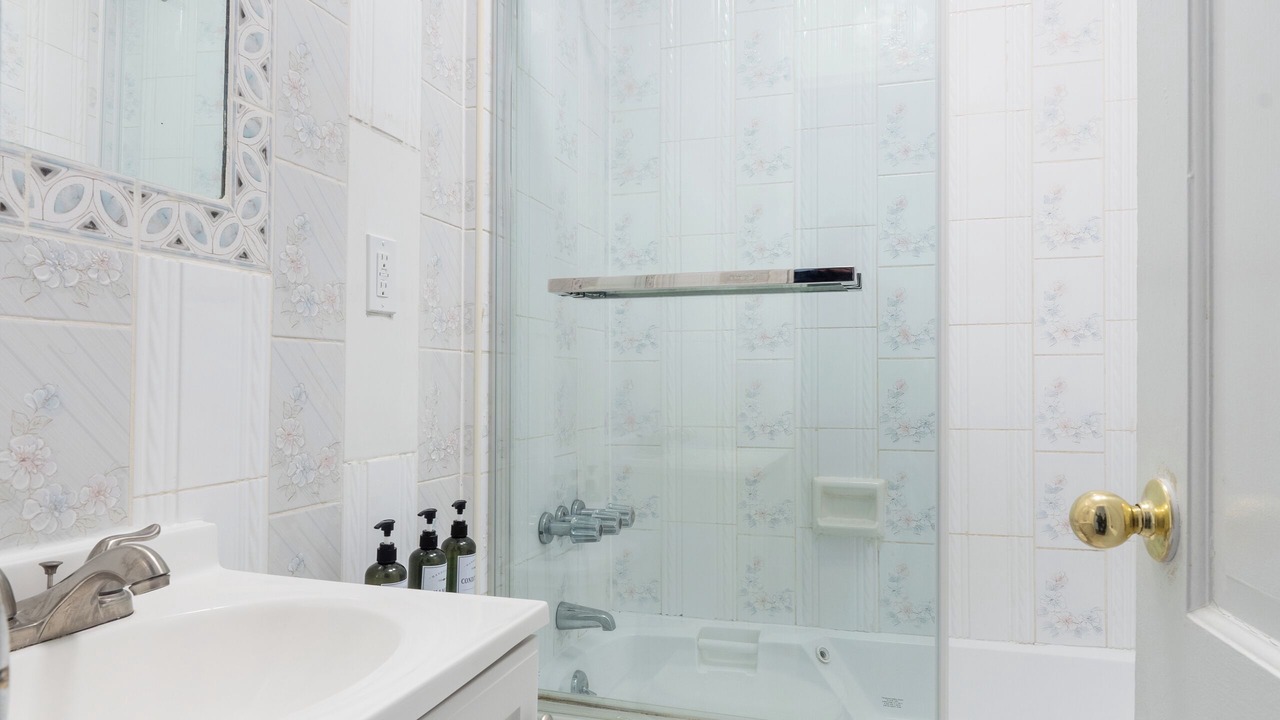 Photo of Bathroom in Bay Ridge