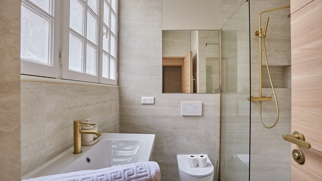 Photo of Bathroom in Quartier de la Porte-Saint-Denis