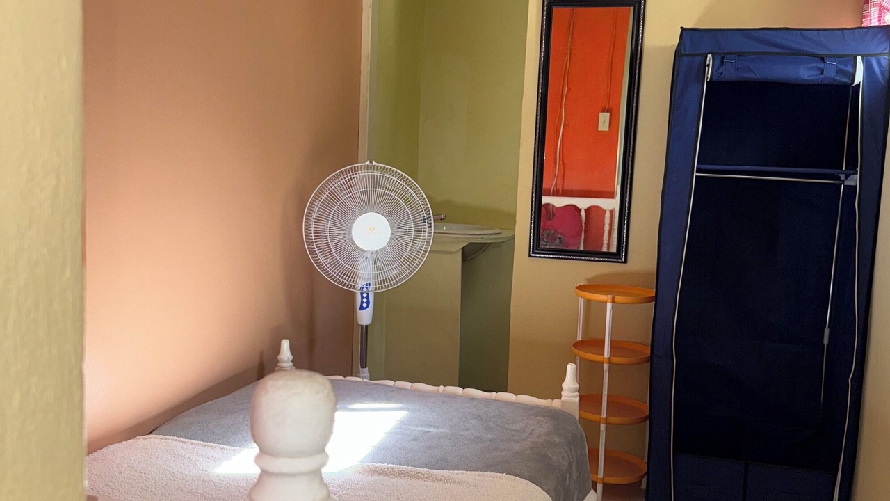 Photo of Bedroom in Orange Bay