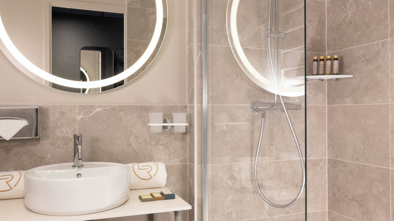 Photo of Bathroom in Val-de-Grace