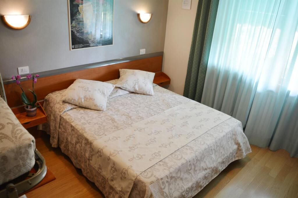 Photo of Bedroom in Pacengo