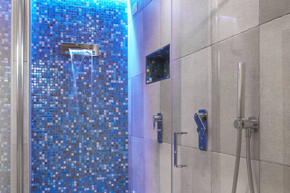 Photo of Bathroom in Negrar