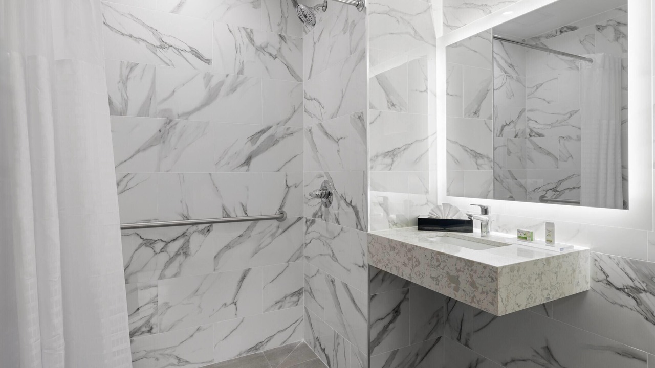 Photo of Bathroom in Midwood
