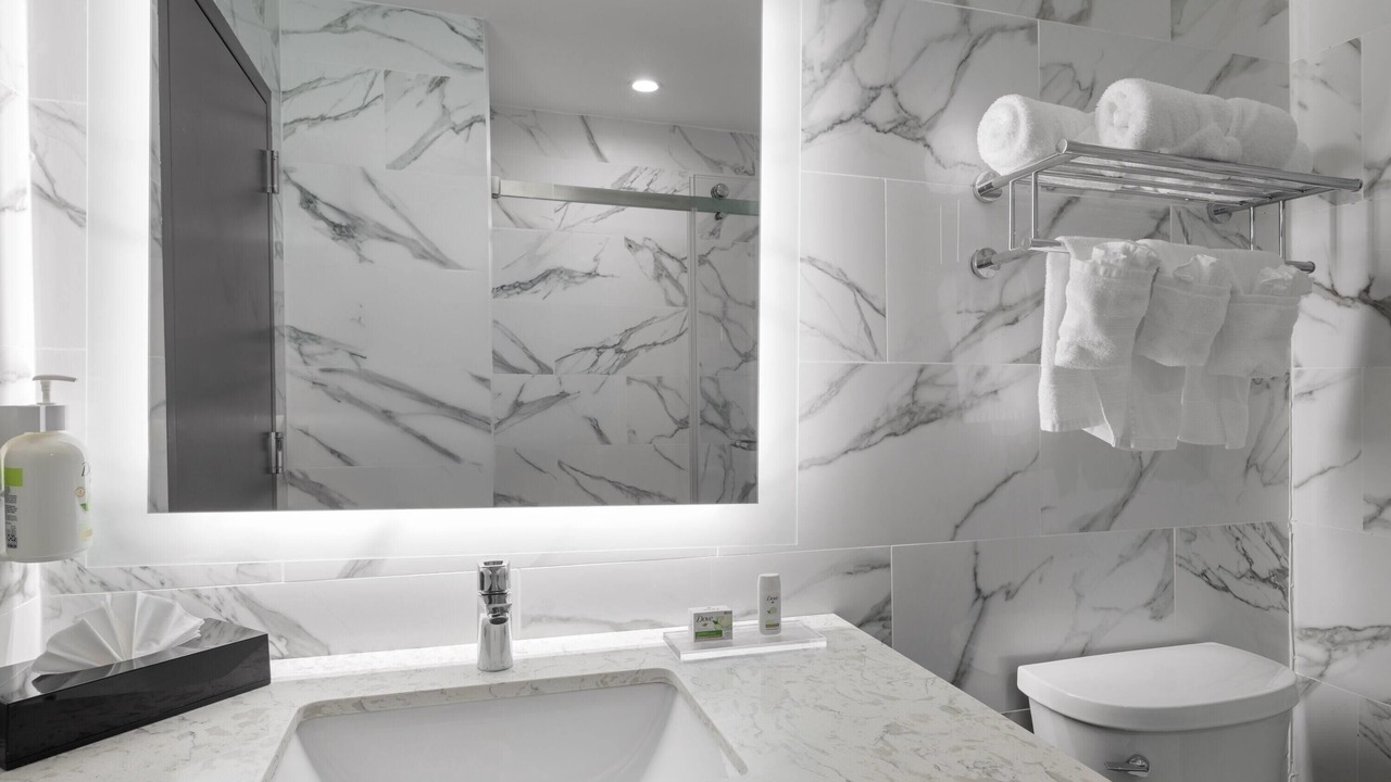 Photo of Bathroom in Midwood