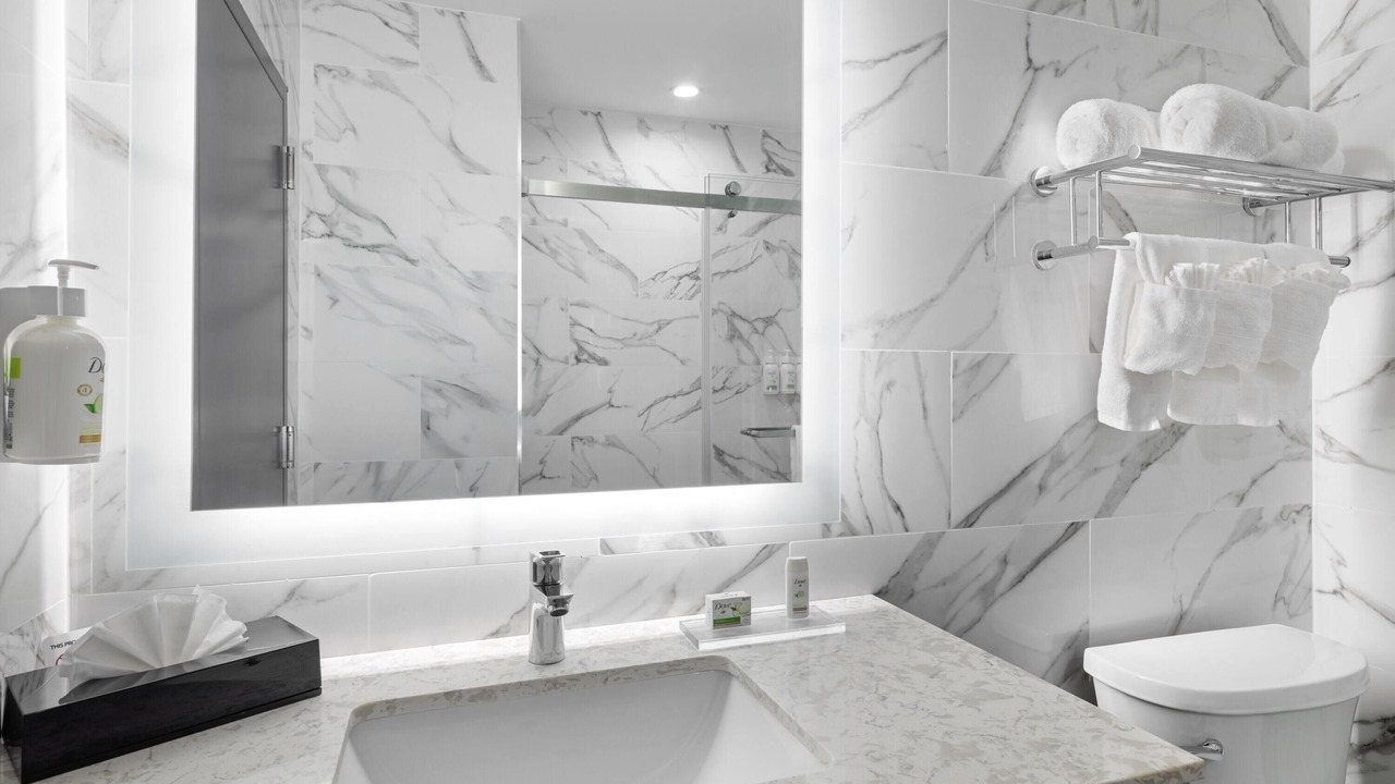Photo of Bathroom in Midwood