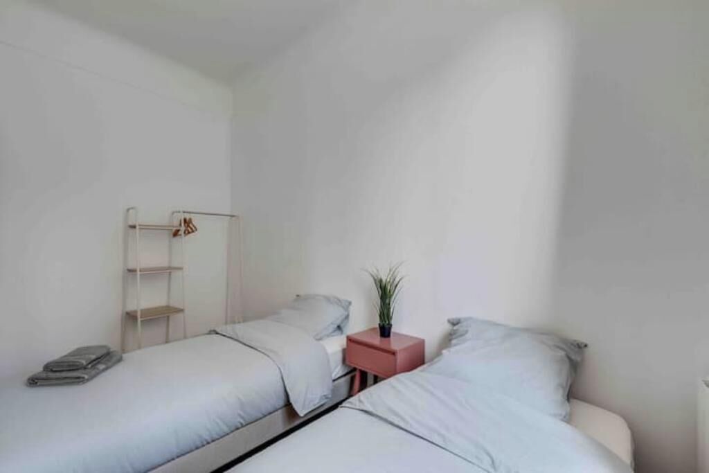 Photo of Bedroom in Le Bourget