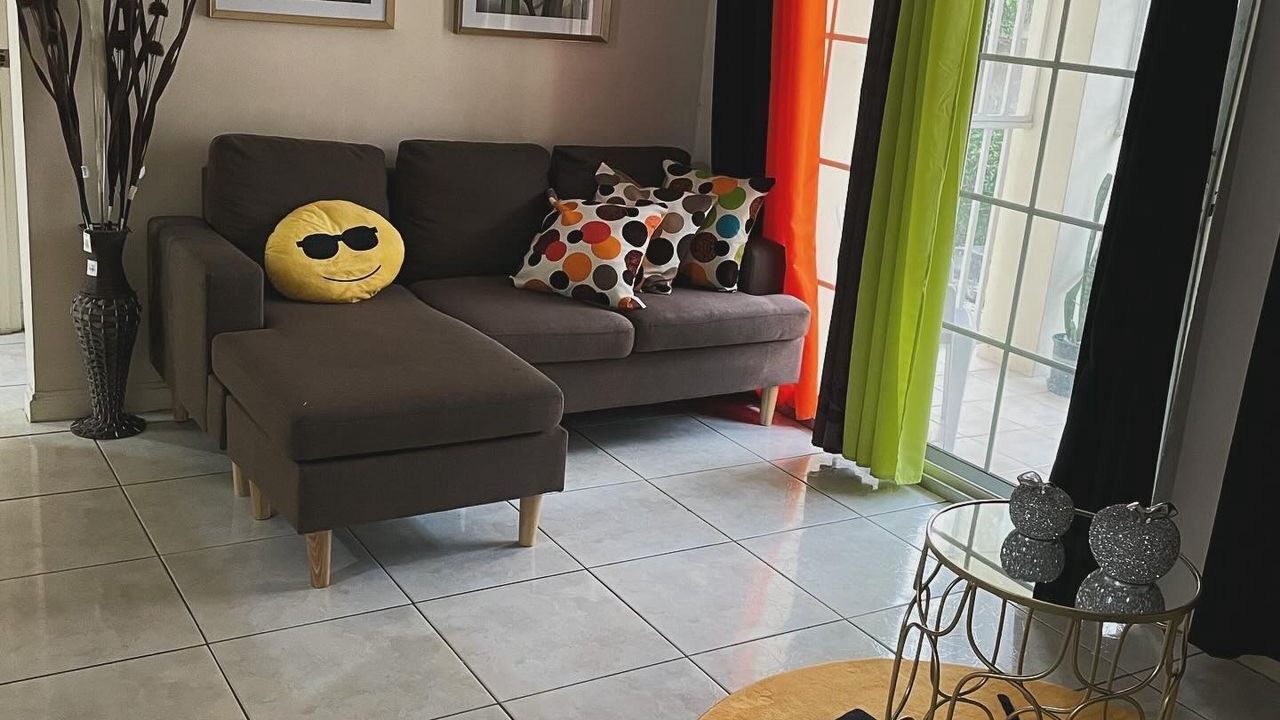 Photo of Livingroom in Eastwood Park
