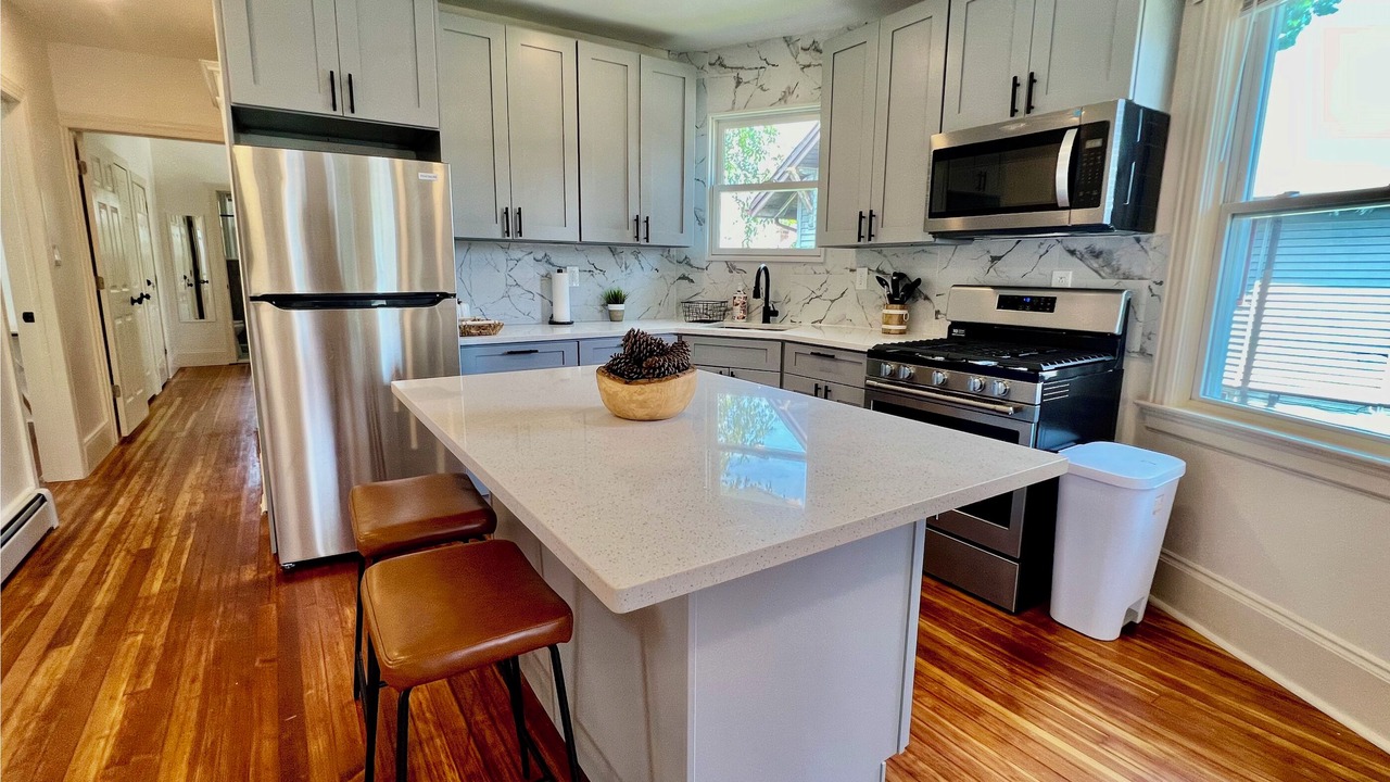 Photo of Kitchen in Castleton Corners