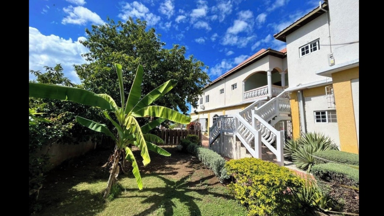 Photo of Outdoor in Crane corner