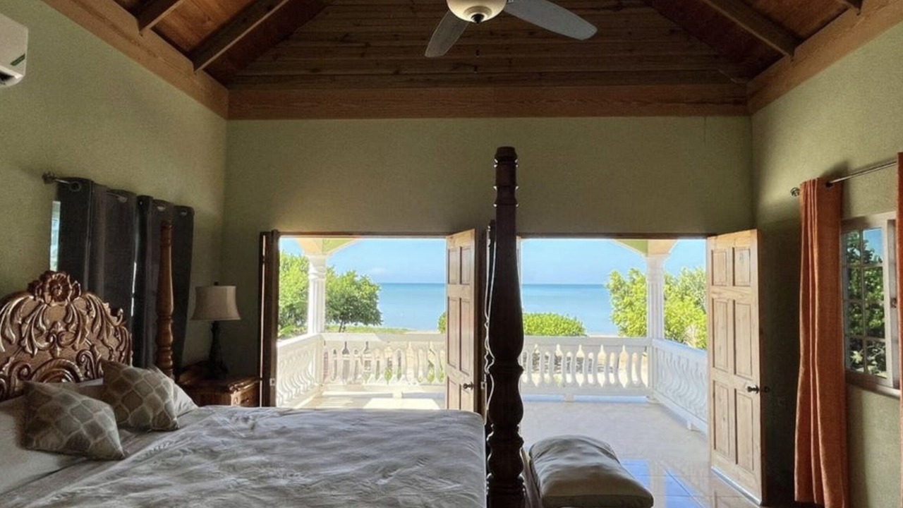 Photo of Patio Balcony in Crane corner