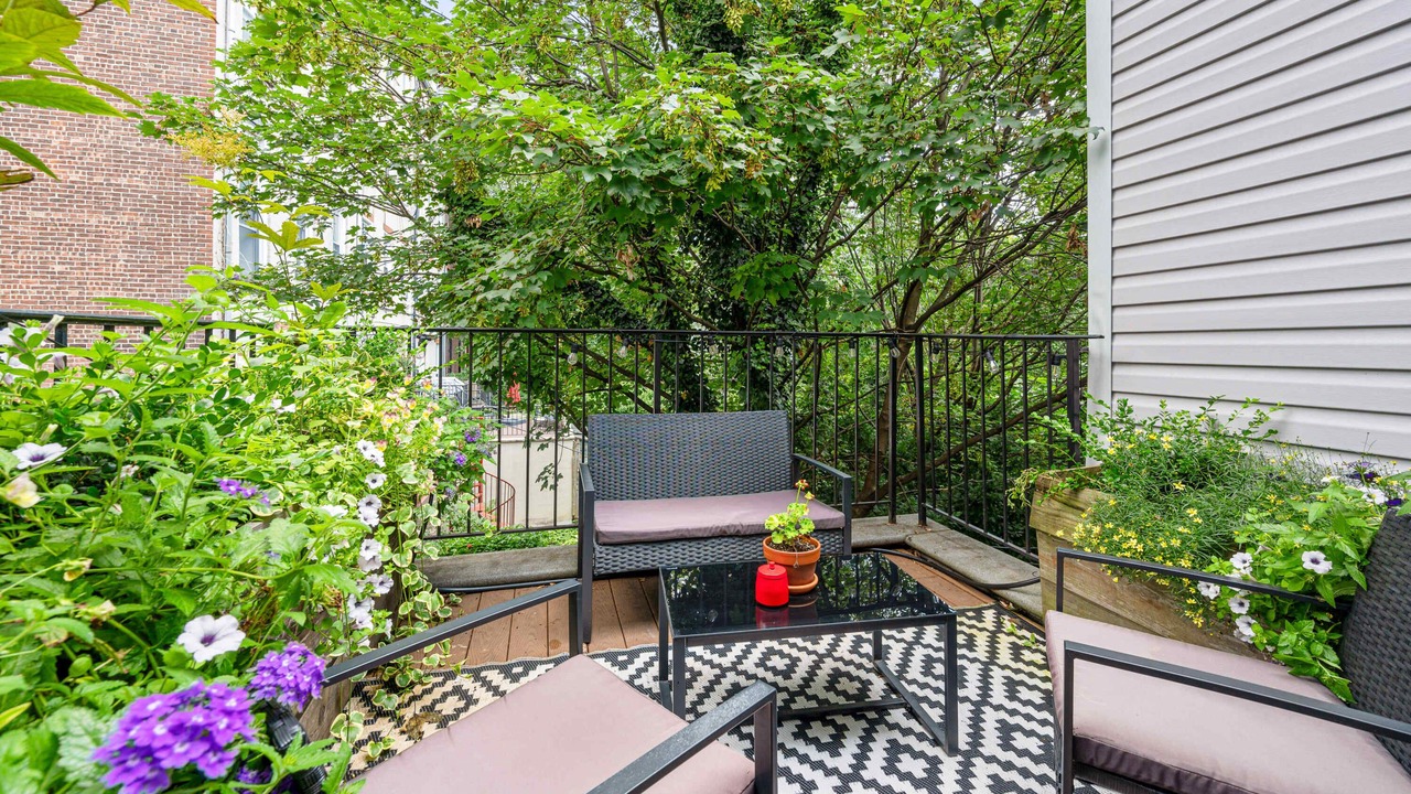 Photo of Outdoor in Clinton Hill