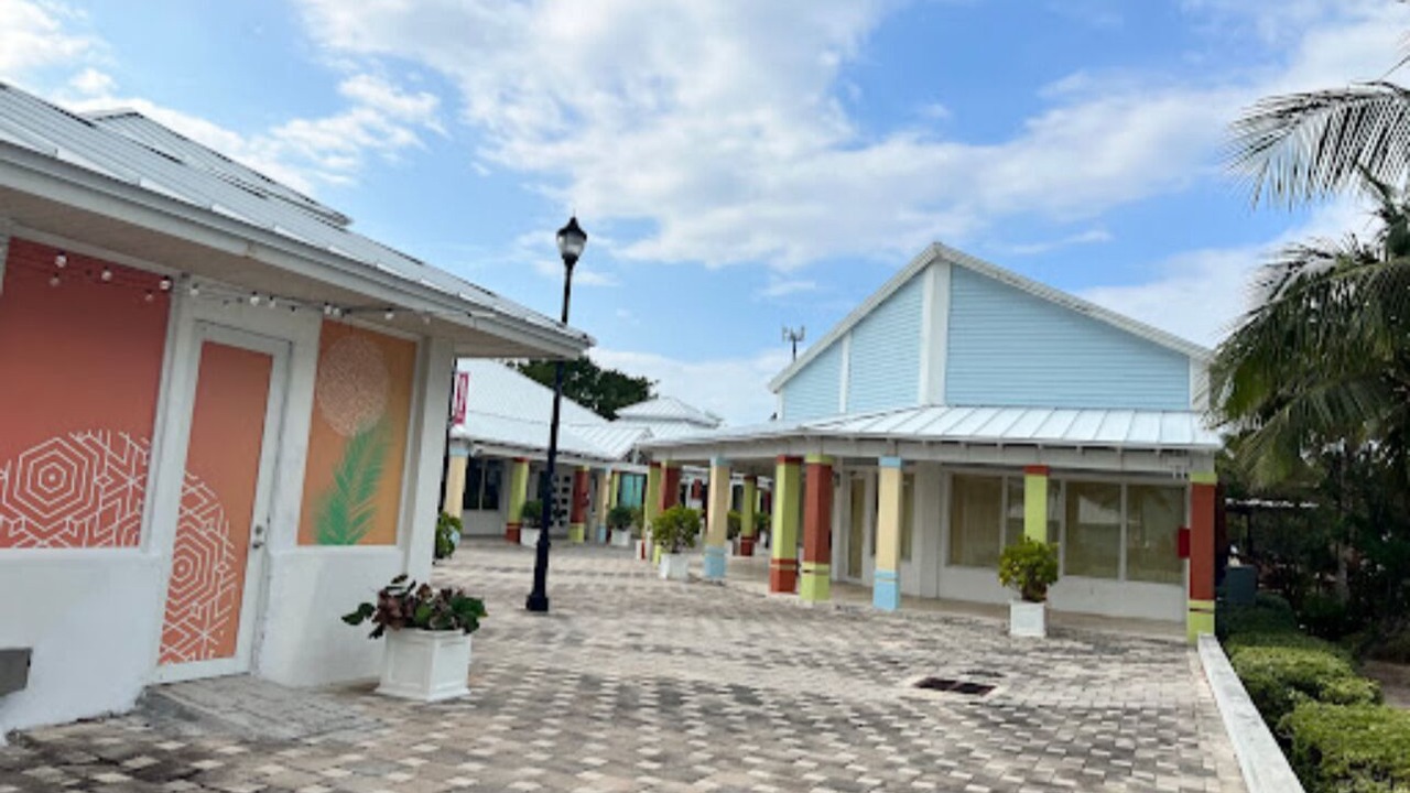 Photo of Outdoor in Alice Town