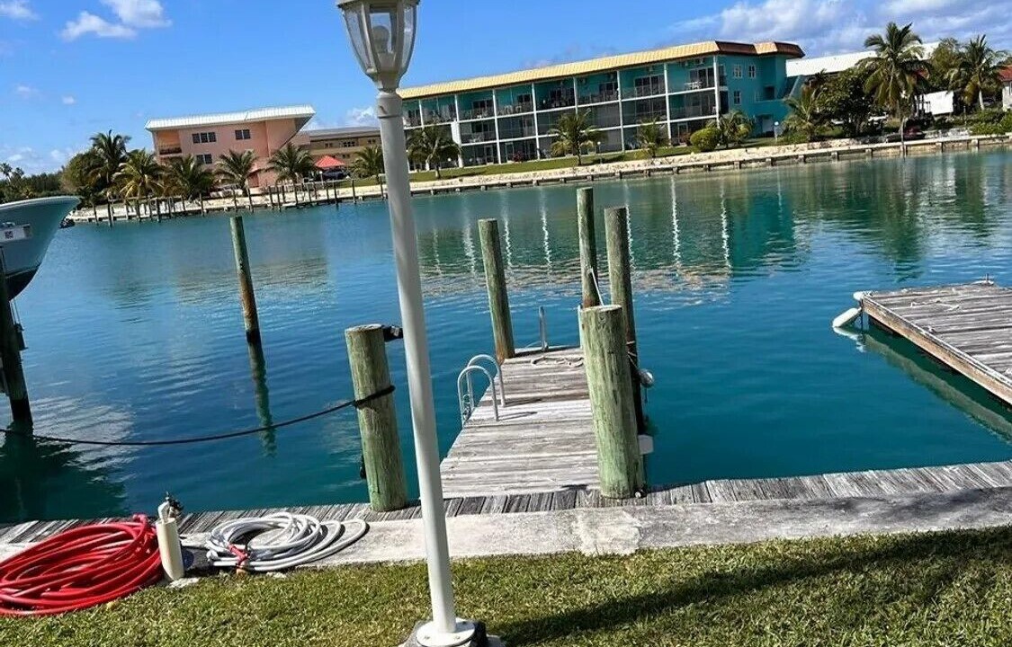Photo of Outdoor in Bahamia West