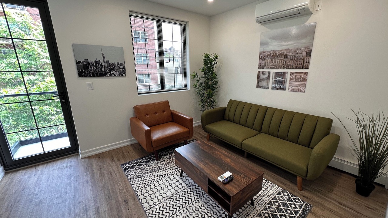 Photo of Livingroom in Flushing Chinatown