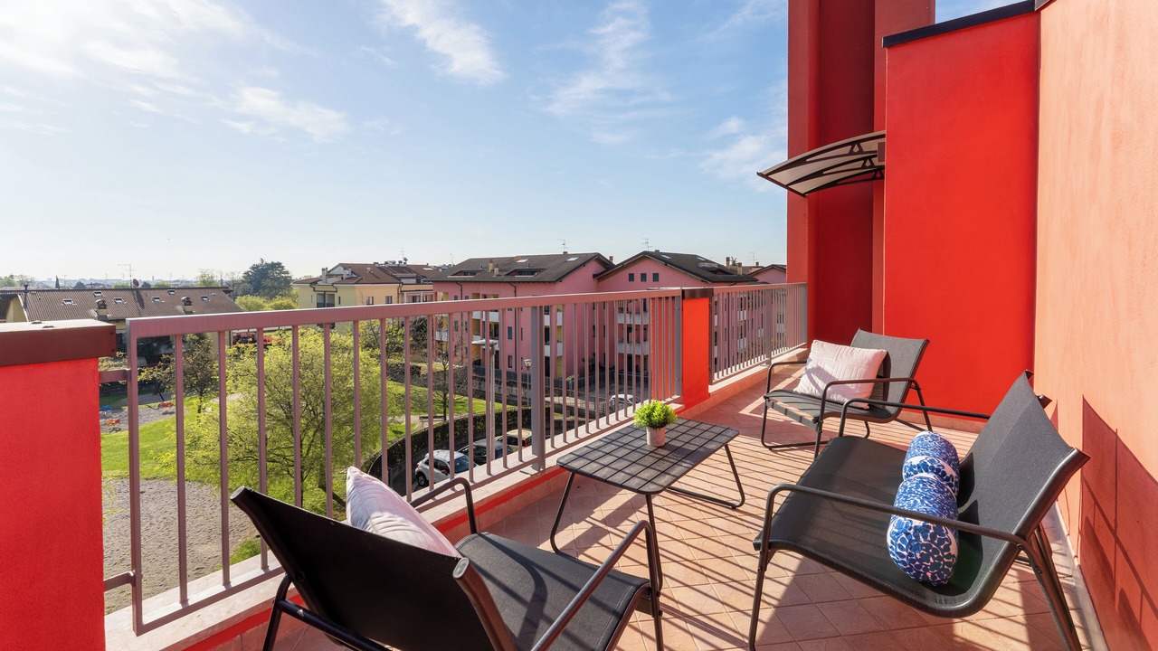 Photo of Outdoor in Ovest